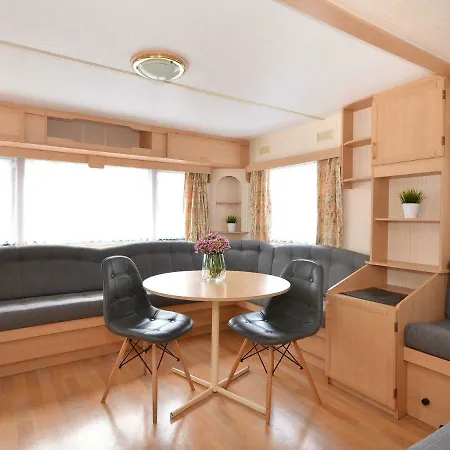 度假居 Charming Campsite
